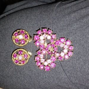 Elegant Vintage Signed Lisner Gold Tone and Pink Rhinestone Set